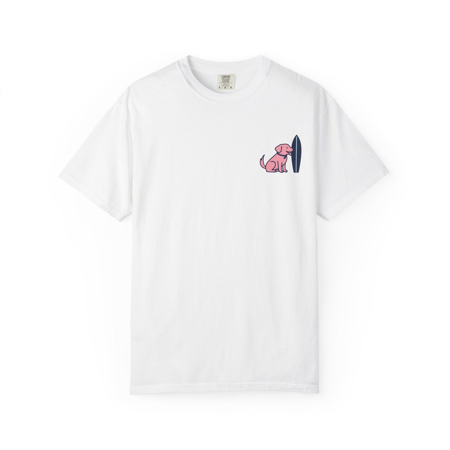 Labrador Surfboard Tee – Preppy Coastal Dog Mom Shirt | Tail and Tide Co.