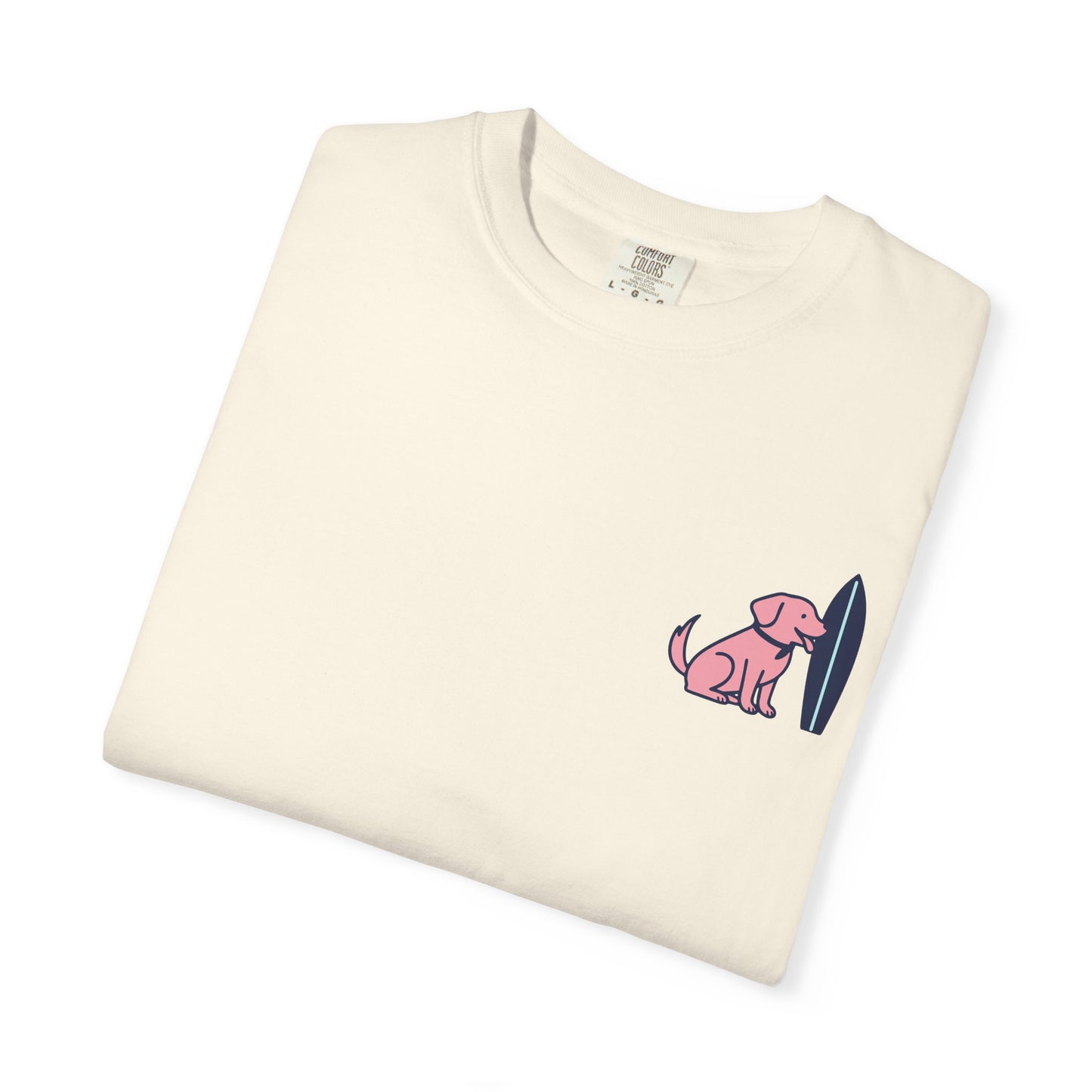 Labrador Surfboard Tee – Preppy Coastal Dog Mom Shirt | Tail and Tide Co.